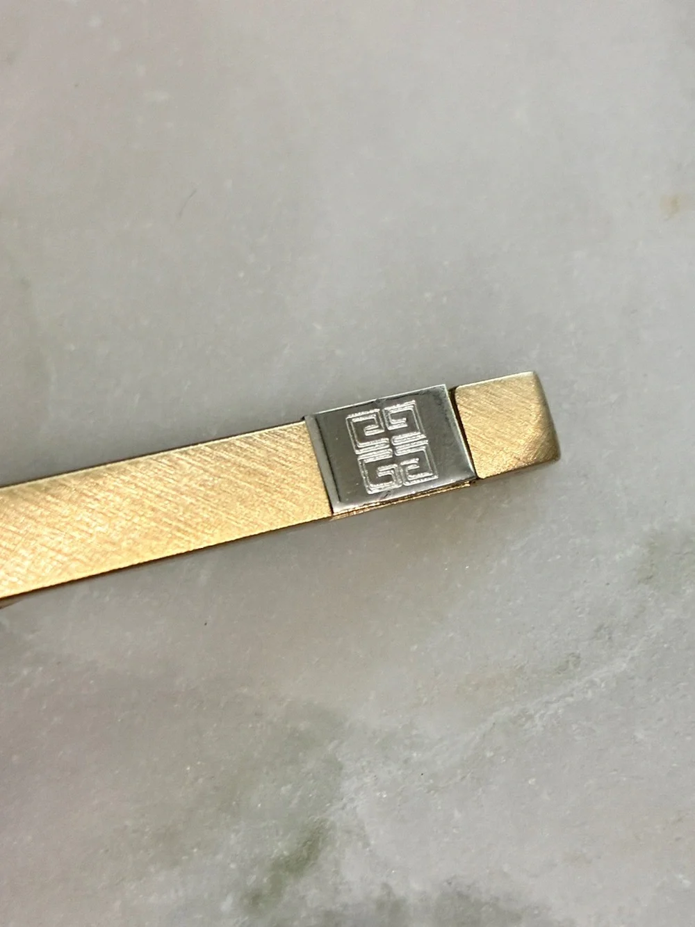 Givenchy auth vintage